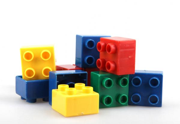 Image for event: Duplo Construction Crew at Wheaton Library!